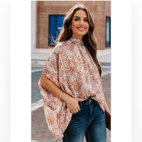 Vici Tops - Vici Boho Flowy Tie Neck Cape Sleeve Blouse Size XS